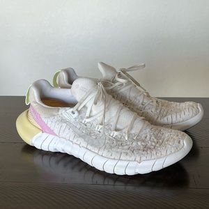 Nike free 5.0 size 6